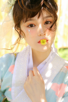 和邻居寡妇做爰